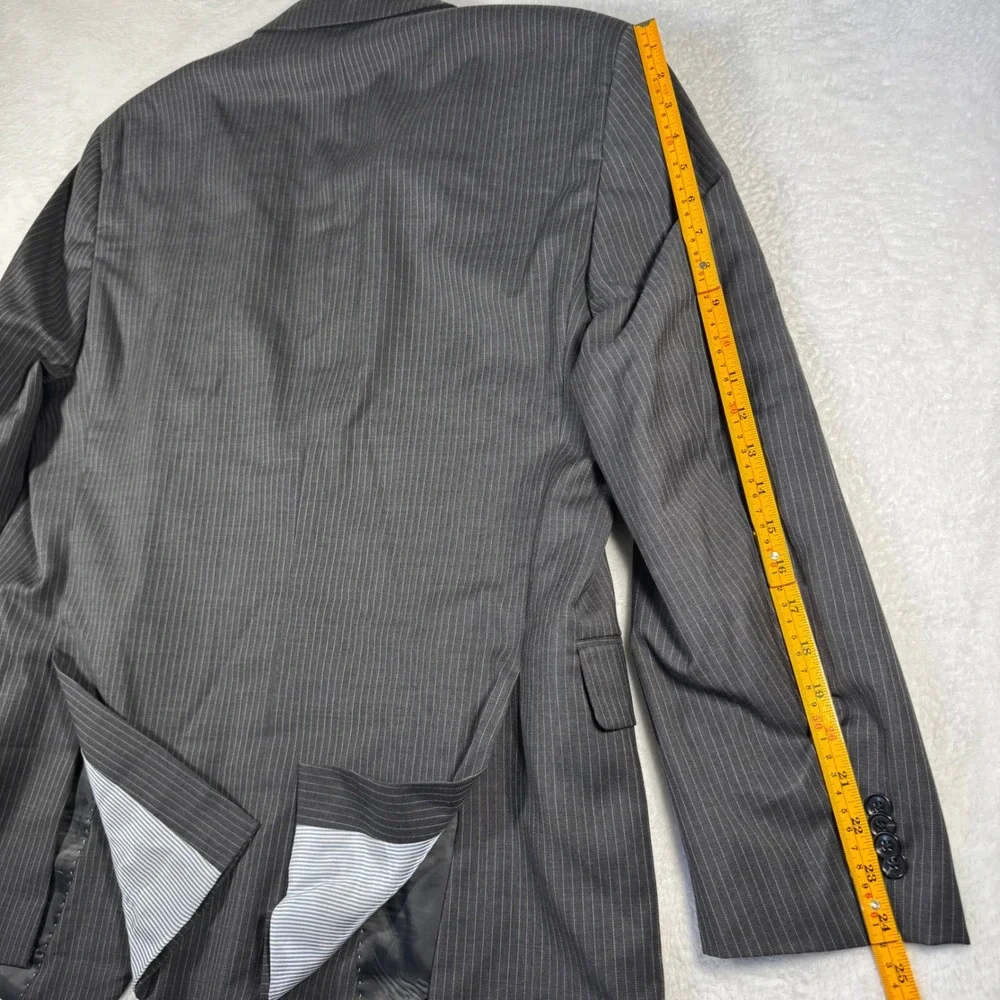 Tommy Hilfiger Blazer Mens‎ 44R Grey Pinstripe 100% Wool Two Button Suit Jacket